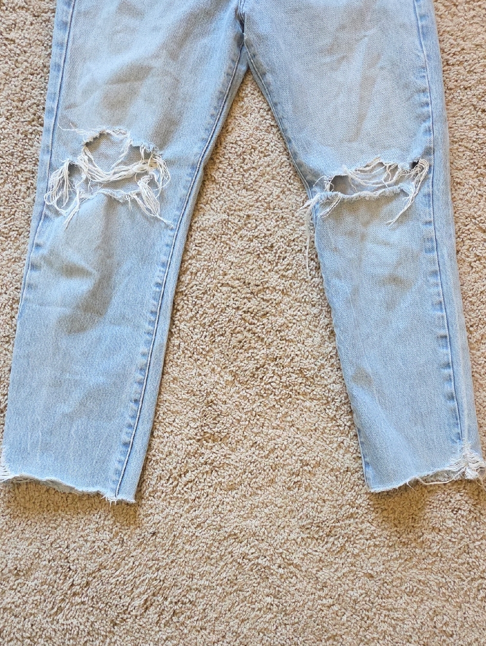 Frame Distressed Jeans - Picture 2 of 7